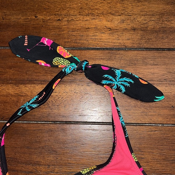 Flamingo & Pineapple Bikini Top Size Small - Picture 4 of 8